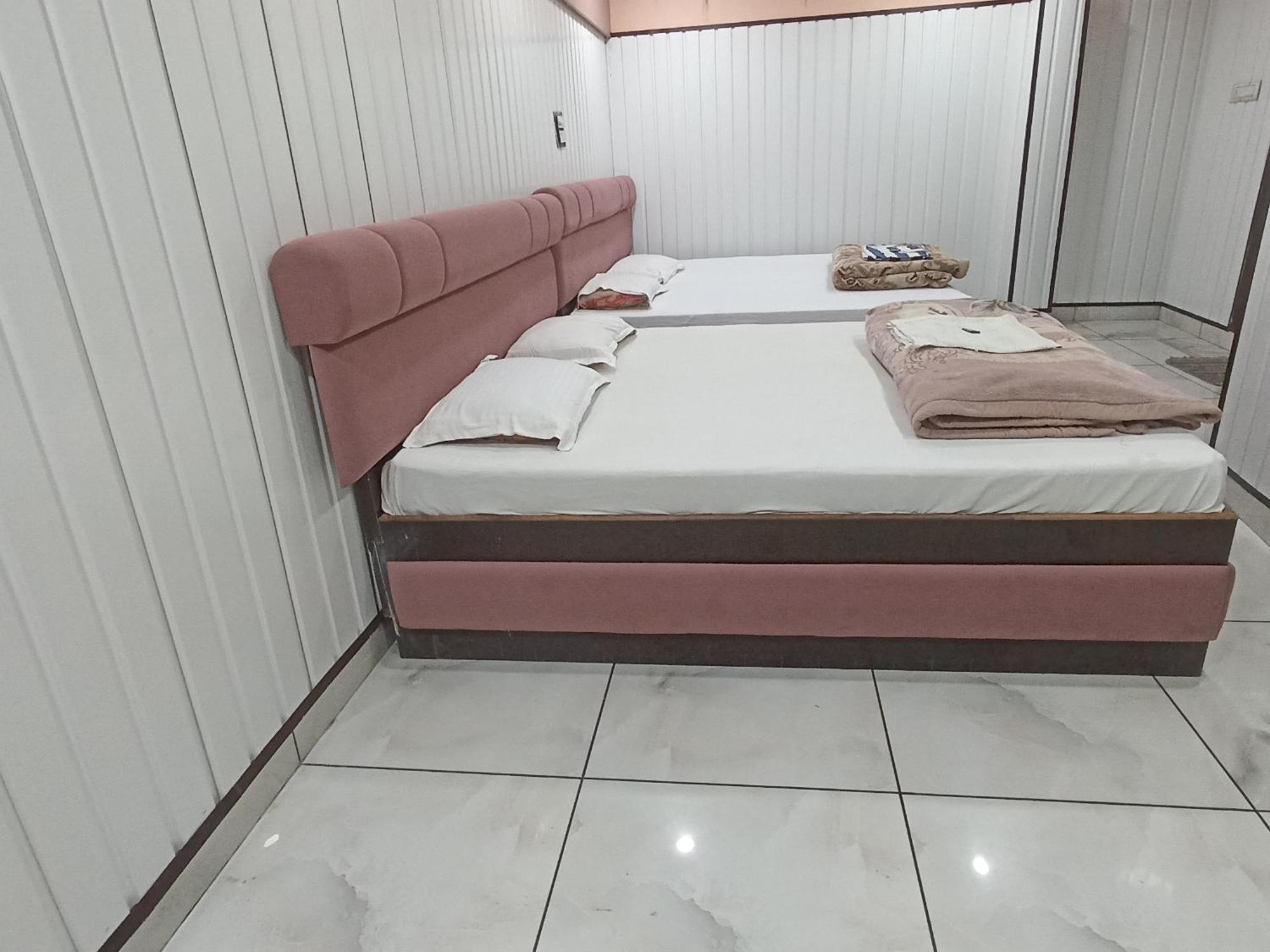 Hotel Shree Krishna Palace Ujjain Dış mekan fotoğraf
