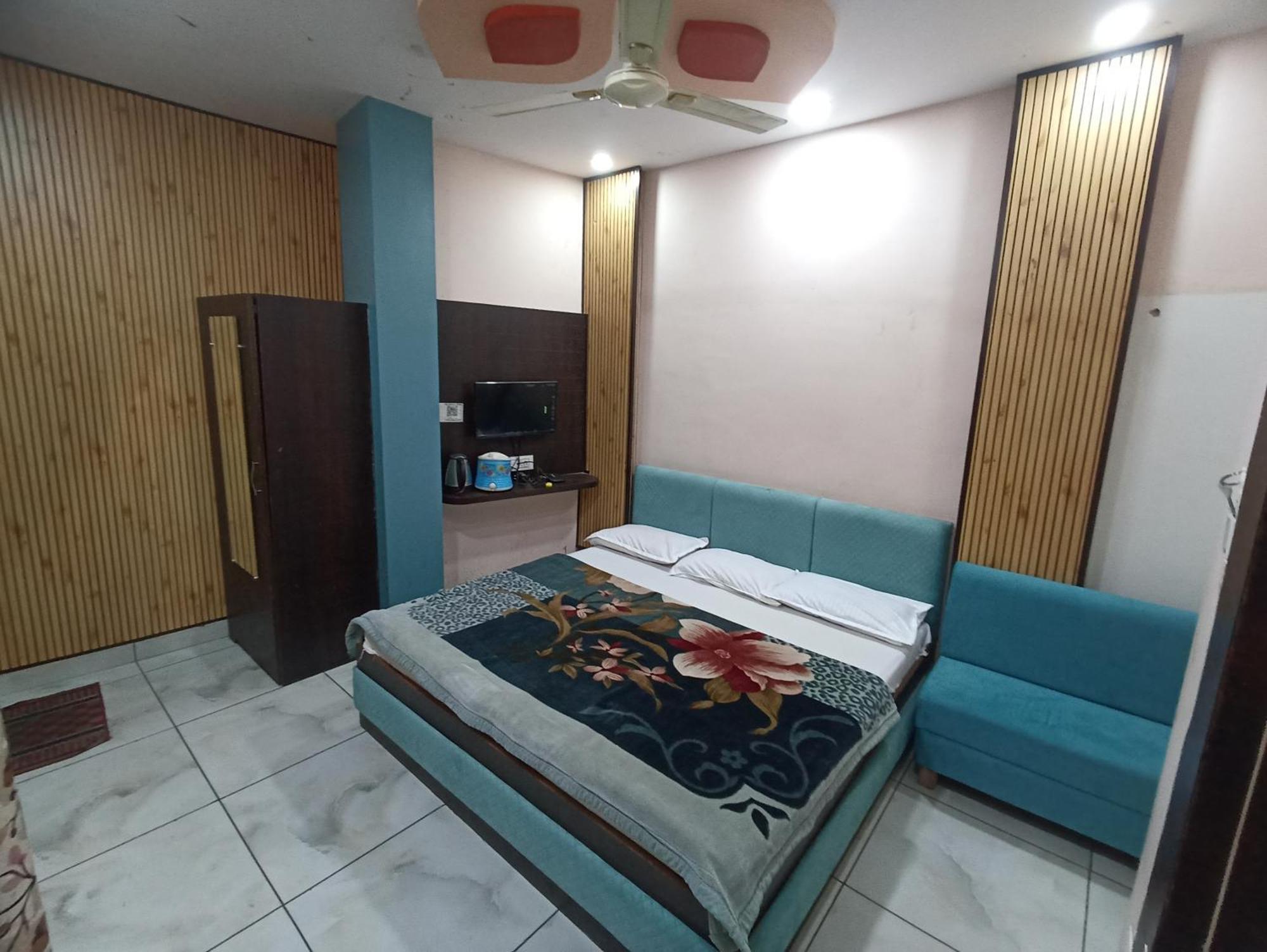 Hotel Shree Krishna Palace Ujjain Dış mekan fotoğraf