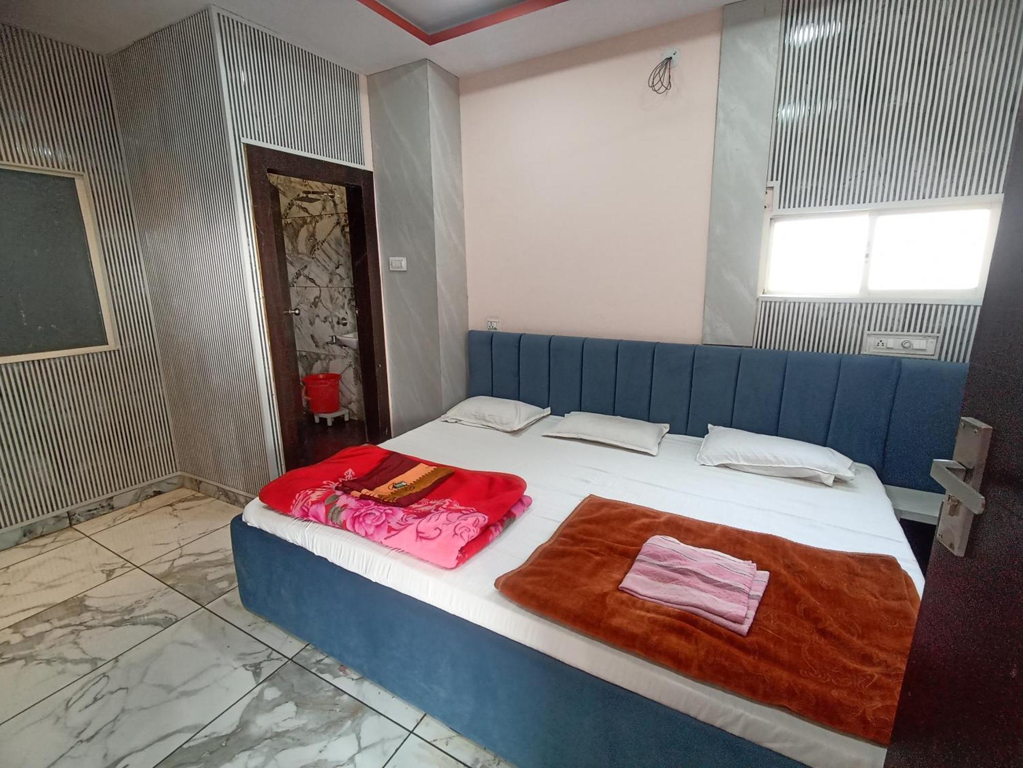 Hotel Shree Krishna Palace Ujjain Dış mekan fotoğraf